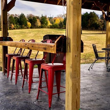 Bourbon Trail: Caboose On The Farm Villa Lawrenceburg Dış mekan fotoğraf