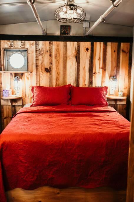 Bourbon Trail: Caboose On The Farm Villa Lawrenceburg Dış mekan fotoğraf