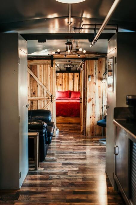 Bourbon Trail: Caboose On The Farm Villa Lawrenceburg Dış mekan fotoğraf